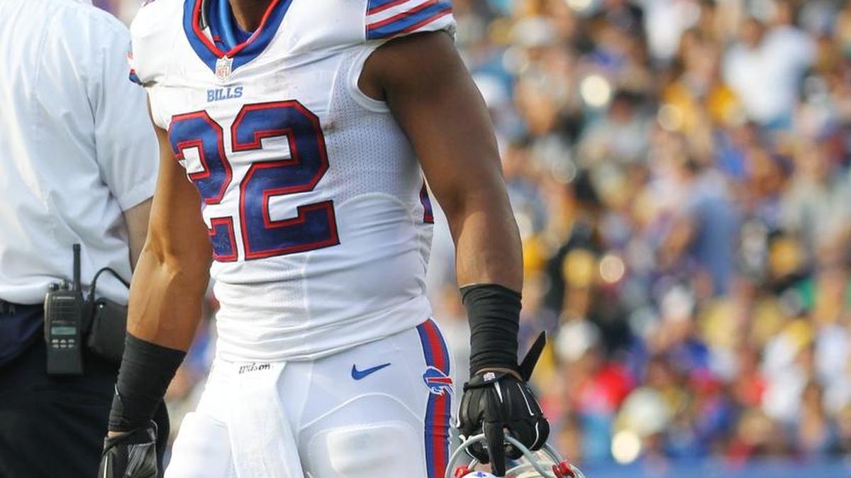 
Veteran running back Fred Jackson, here while playing his final game for Buffalo last weekend, a preseason game against Pittsburgh, is reportedly on his way to visit Seahawks’ headquarters with the intent to sign a contract.
