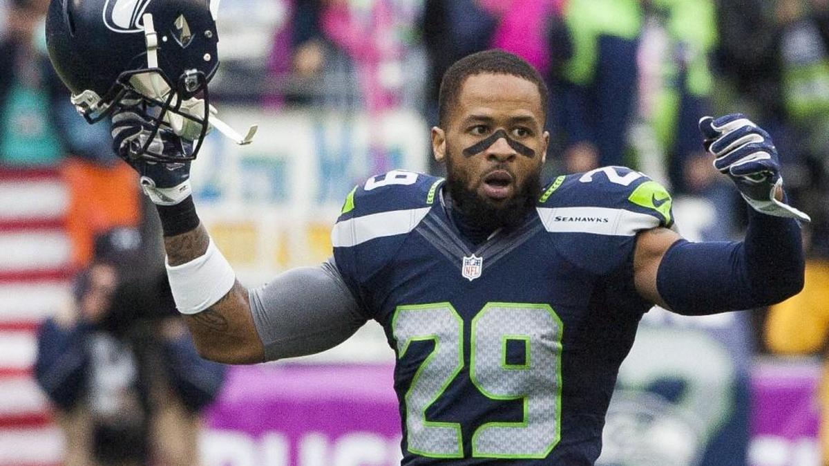 If Earl Thomas gets on the team’s plane bound for Tampa, Florida, on Friday, don’t count out the three-time All-Pro free safety out from playing Sunday. That would be despite a hamstring strain that Seahawks coach Pete Carroll says usually takes 10-14 days to heal. Thomas has never missed a game in his career.