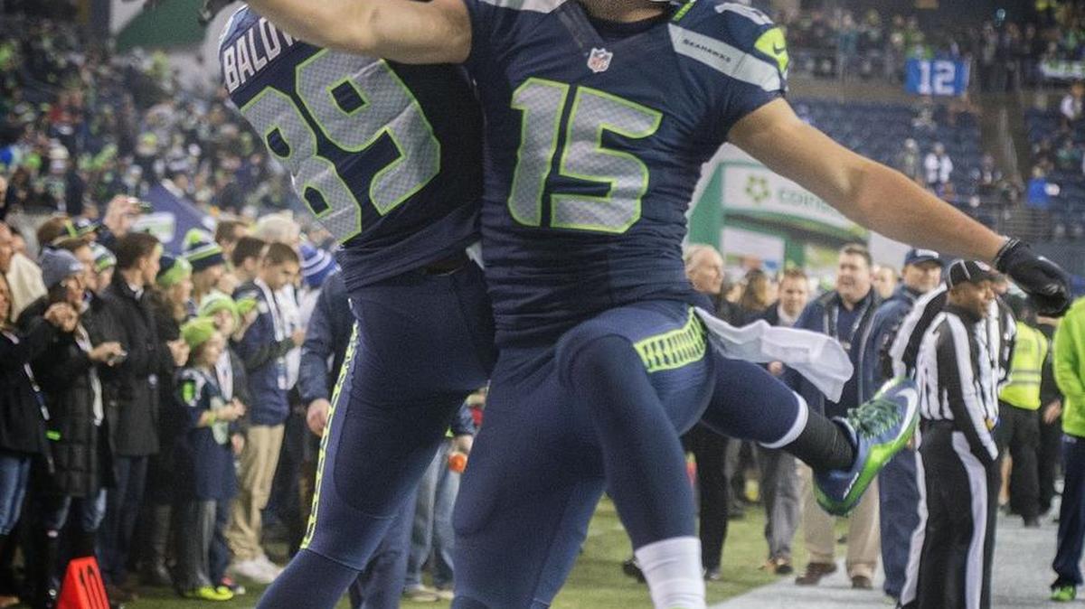 Doug Baldwin (left) praises Lakewood’s Jermaine Kearse in the last of seven Instagram picture tributes he’s posted of fellow Seahawks wide receivers over the last week.