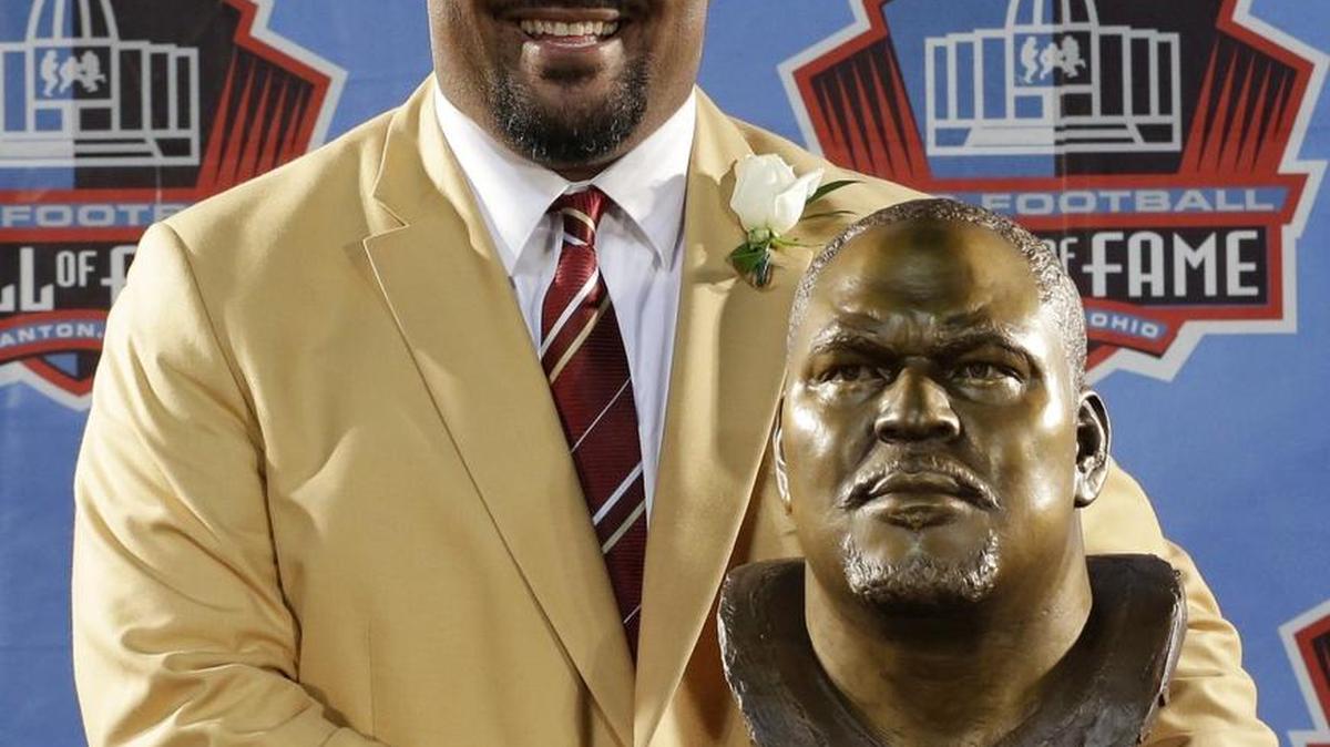 The 2014 Hall of Fame induction of Seahawks left tackle Walter Jones is one of the many events in Seattle and football history celebrated at the “Gridiron Glory” exhibition from the Pro Football Hall of Fame at the Washington State History Museum in Tacoma. The exhibit is open to the public from Saturday through Sept. 10.