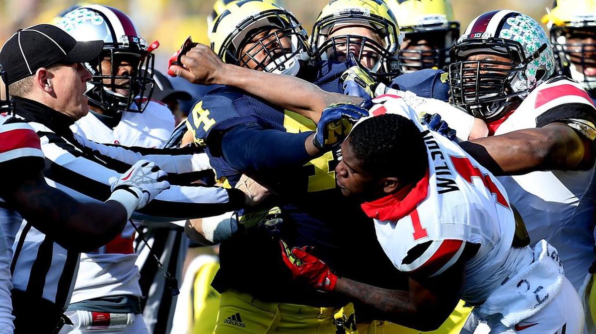 Seahawks’ third-round pick Delano Hill, strong safety from Michigan, likes to scrap. At least he did in this Ohio State-Michigan game.