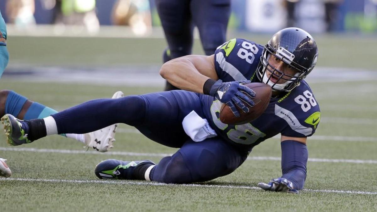 Jimmy Graham played 17 of the Seahawks’ 82 offensive snaps Sunday in his first game since a major knee injury Nov. 29. This catch on the final drive came three plays before Russell Wilson’s winning touchdown throw to Doug Baldwin with 31 seconds remaining in the opener against Miami.