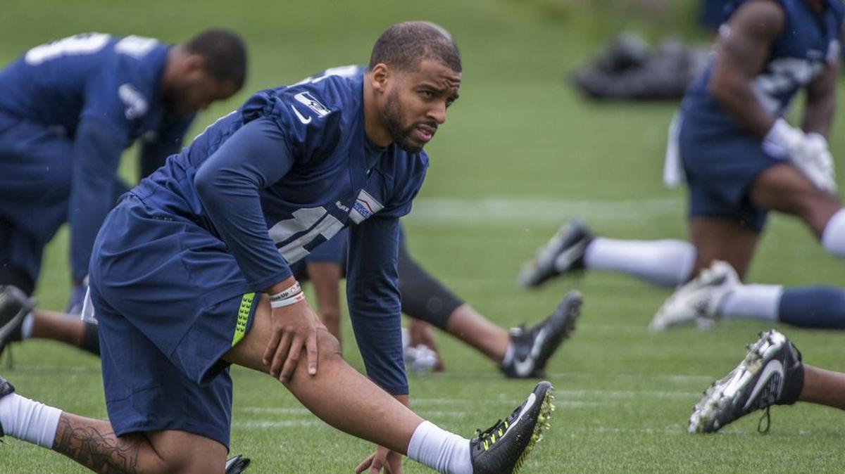 Former Navy quarterback Keenan Reynolds, recently promoted to lieutenant junior grade for the Navy’s active reserves, is trying to a second promotion this month: onto the Seahawks’ roster as a wide receiver and kick returner who’s yet to play in an NFL game.