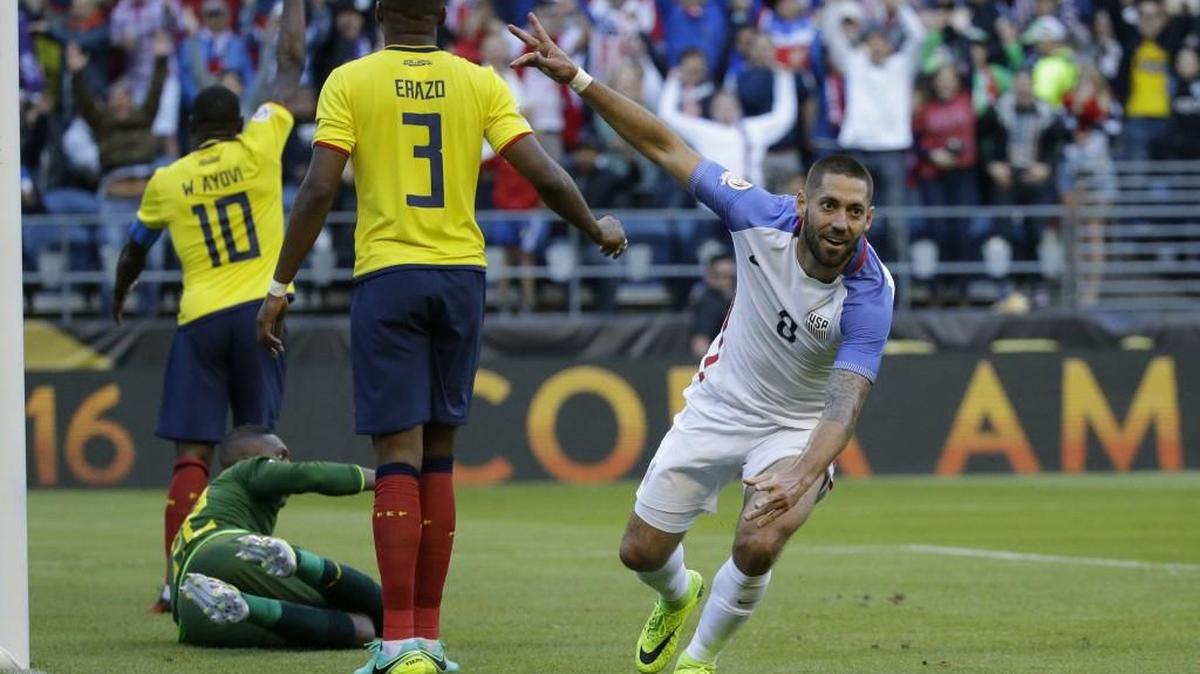 United States’ Clint Dempsey, right, celebrates after his teammate Gyasi Zardes scored against Ecuador on Thursday during a Copa America Centenario quarterfinal soccer match at CenturyLink Field.