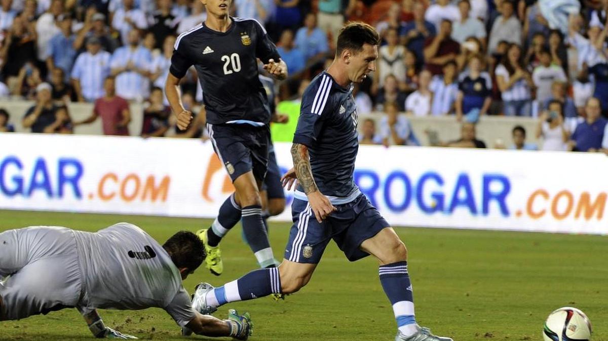 Argentina forward Lionel Messi, right, and two-time world champion Argentina will play at CenturyLink Field next summer in the group stage of Copa America Centenario.