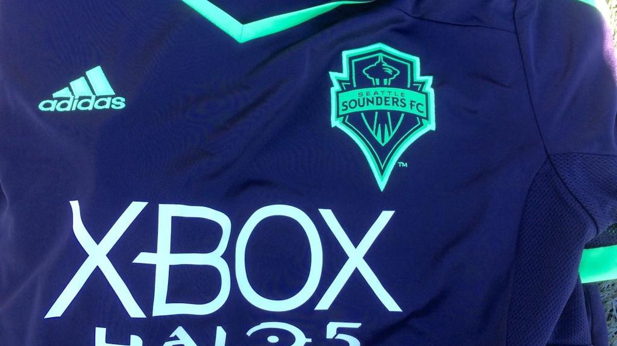 
These are the adapted pitch black shirts the Sounders will wear today against the Galaxy.
