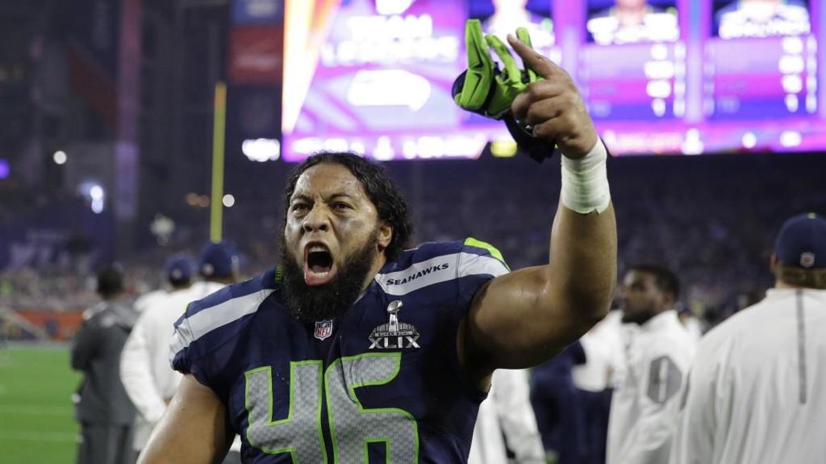 
Seattle Seahawks fullback Will Tukuafu cheers during the second half of NFL Super Bowl 49 on Feb. 1, 2015, in Glendale, Ariz. 

