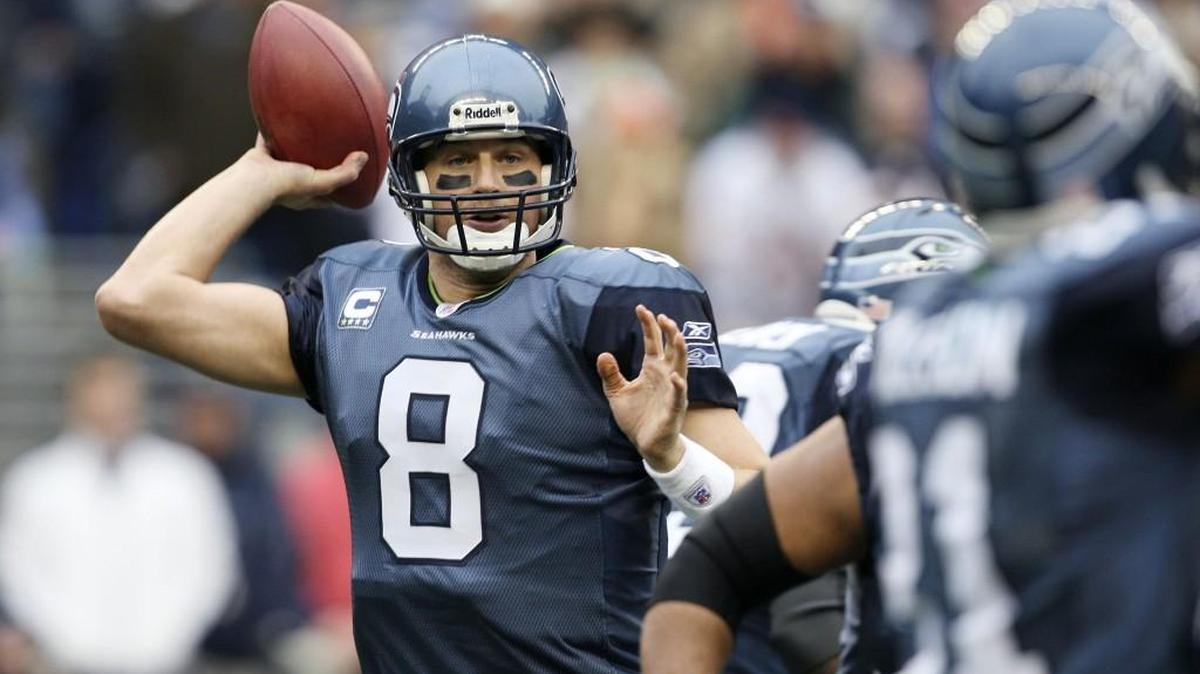 Seattle Seahawks quarterback Matt Hasselbeck fires downfield against the Chicago Bears during a 2007 game in Seattle. Hasselbeck retired Wednesday to accept a job on ESPN’s Sunday Countdown pregame show.