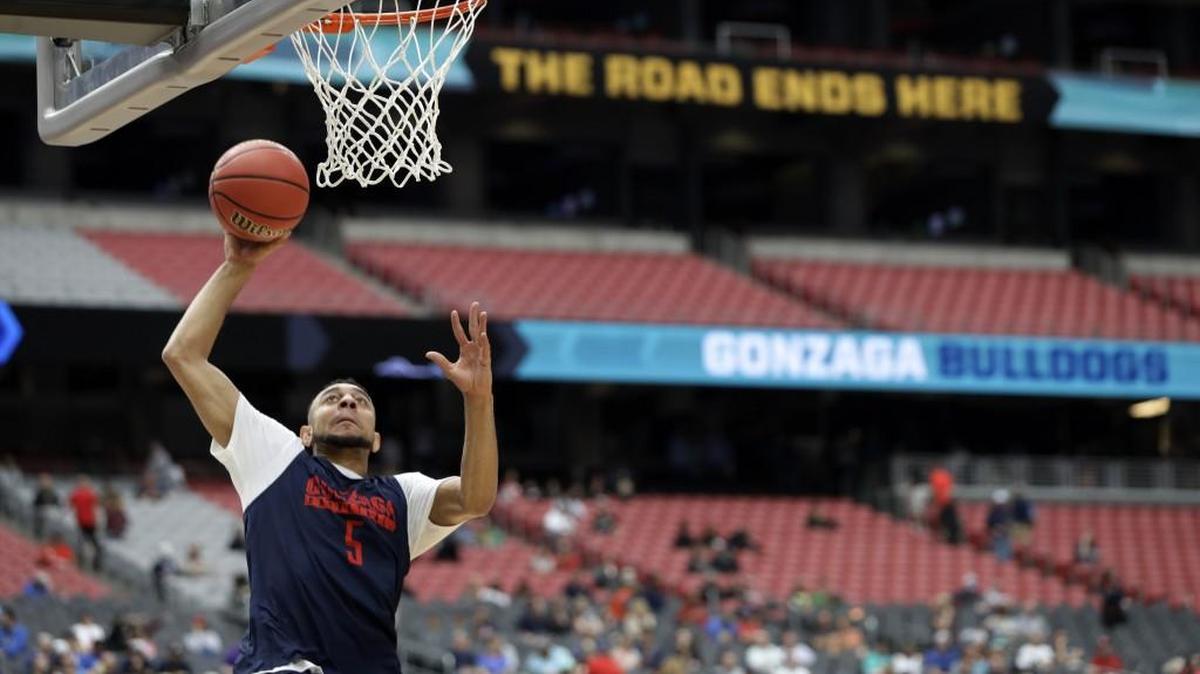 Gonzaga’s Nigel Williams-Goss shoots during a practice session for their NCAA Final Four matchup with South Carolina.