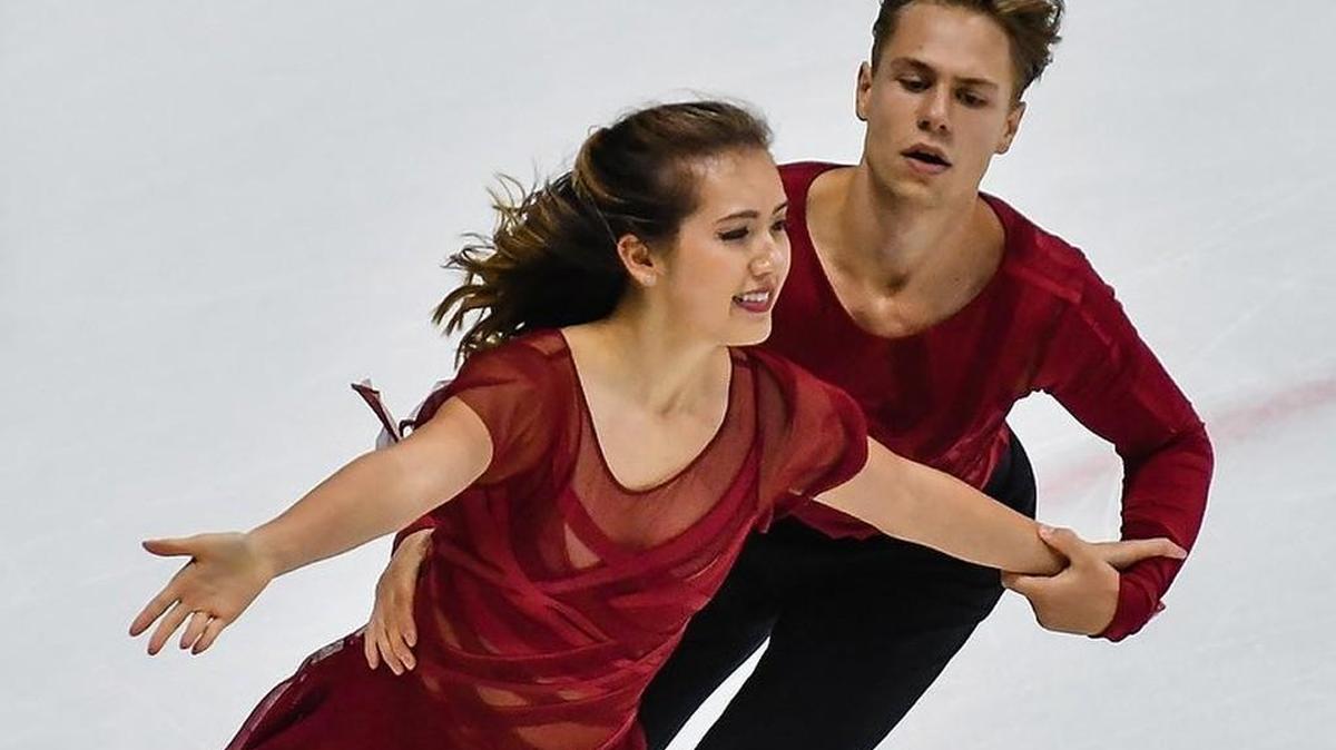 24th Ondrej Nepela Memorial: Taylor Tran and Saulius Ambrulevicius.