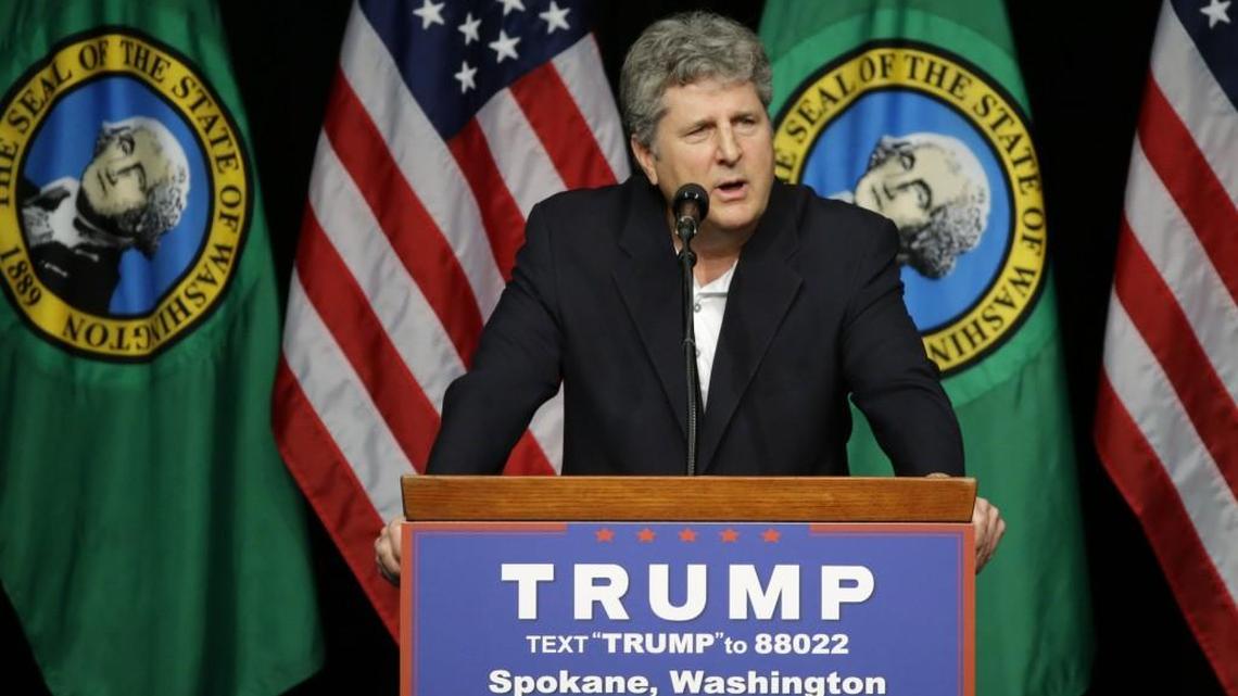 Should it bother us if WSU’s Leach stumps for Trump?