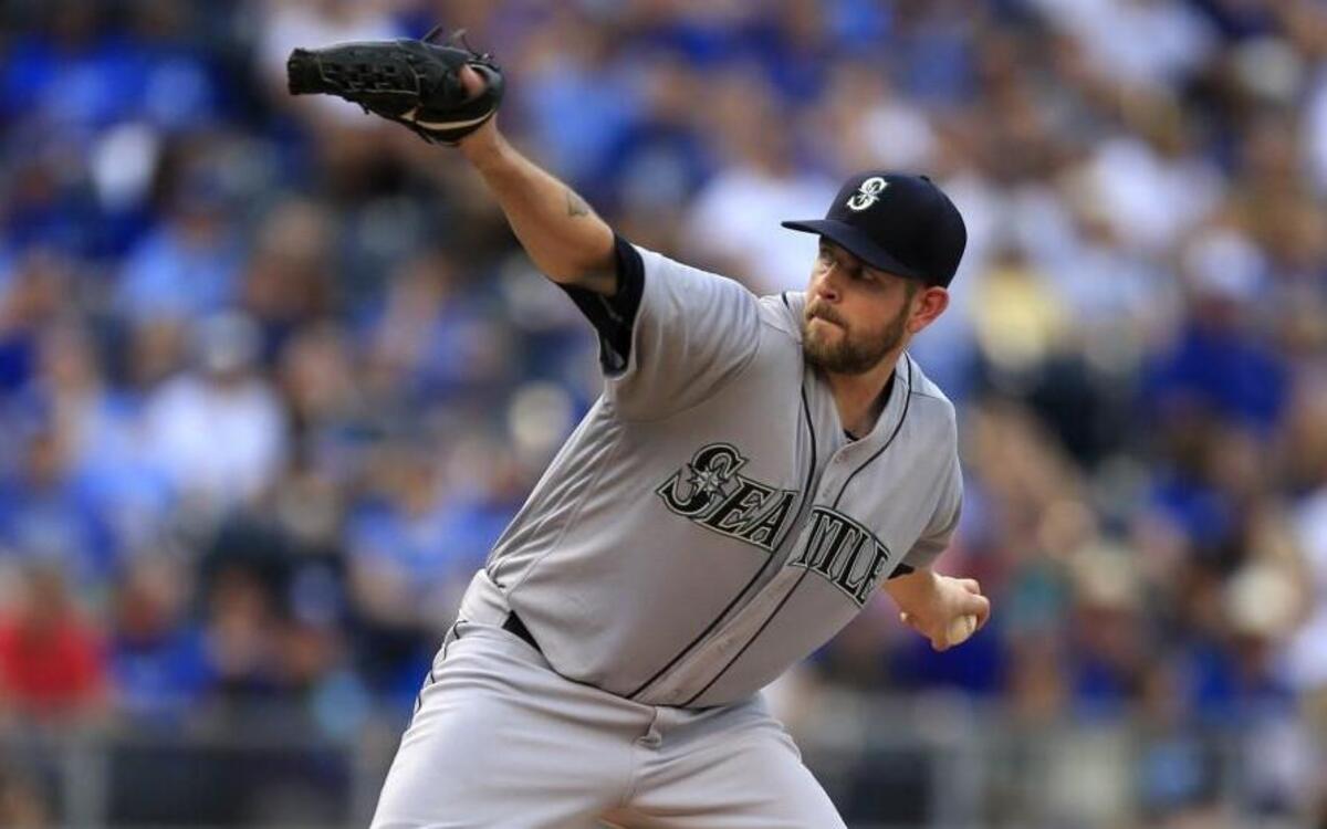 Mariners pitcher James Paxton threw a gem Thursday against Kansas City, but made a play that could be trouble.