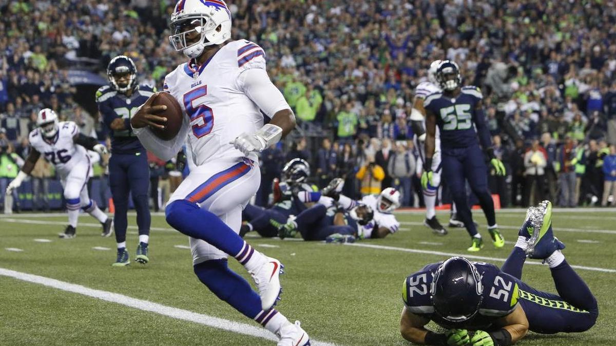 Bills quarterback Tyrod Taylor (5) runs for a touchdown in the first quarter of the Seahawks’ 31-25 victory over Buffalo.