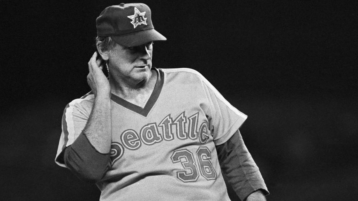 Seattle Mariners pitcher Gaylord Perry touches behind his head before delivering a pitch against the New York Yankees. Between 1962 and 1983, Gaylord Perry made 690 starts, threw 303 complete games and faced 21,953 batters, yet never suffered the kind of arm problems plaguing Paxton and fellow starters Felix Hernandez and Drew Smyly.