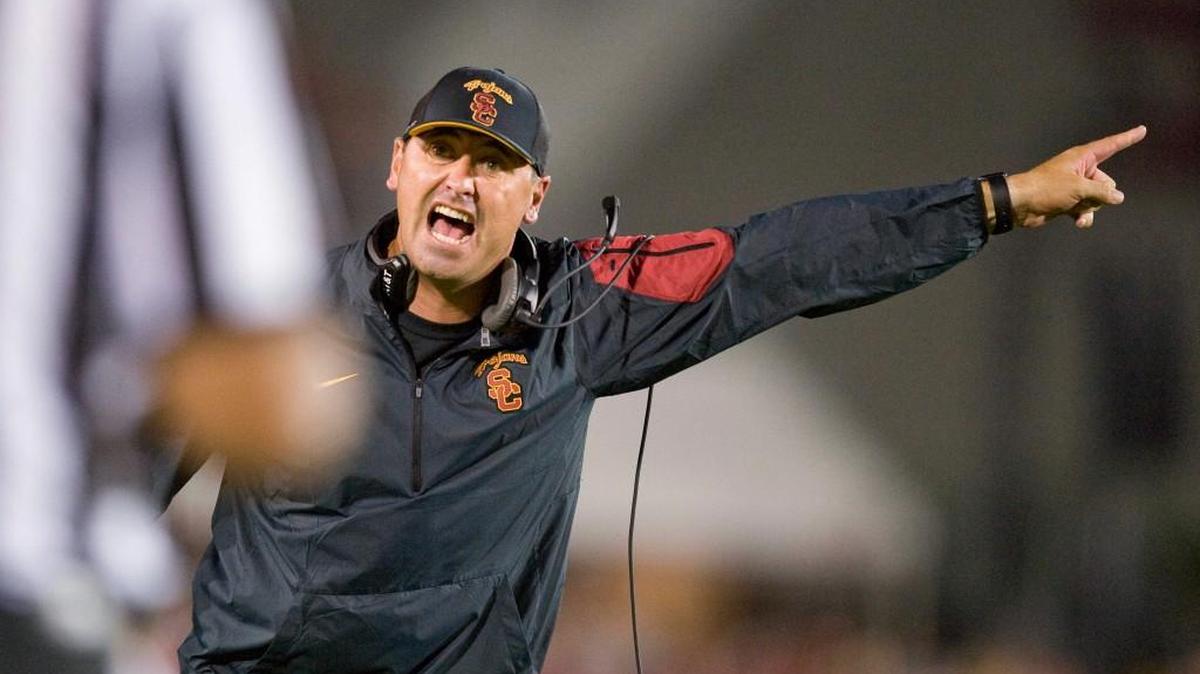 
USC coach Steve Sarkisian yells at an official late in the fourth quarter against Washington. The Huskies won, 17-12. 
